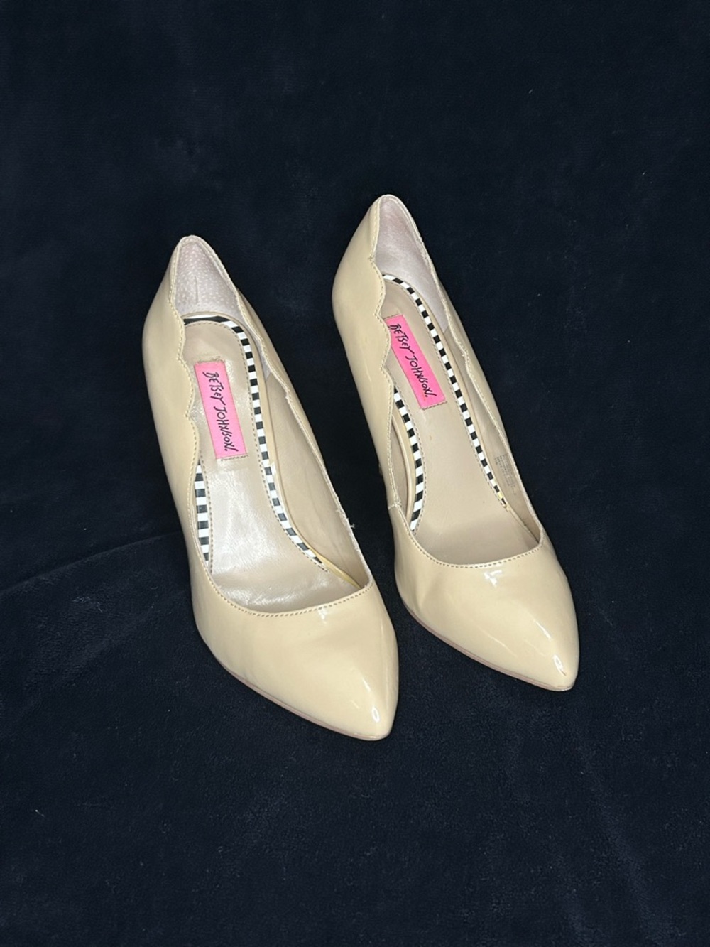 Betsey Johnson Nude Patent Pointed Toe Pumps